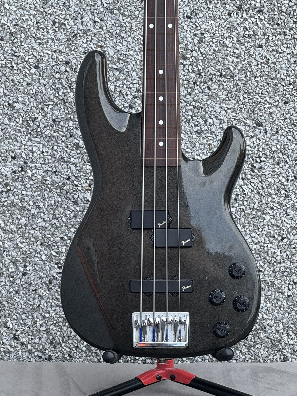 1994 Fender MIJ Precision Bass Lyte Fretless – Montego Black