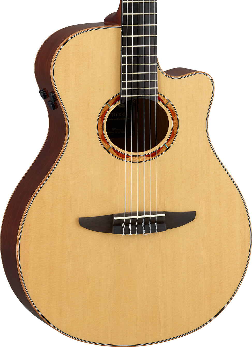 Yamaha NTX3 Natural Acoustic-Electric Nylon String Guitar – All-Solid Resonance & Modern Crossover Performance