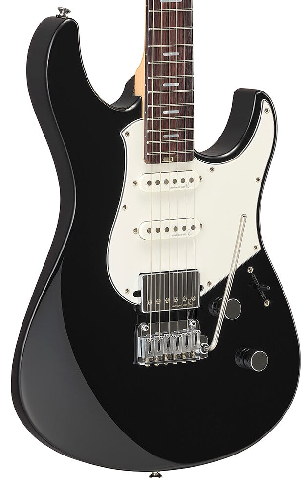 Yamaha PACS+12 Black Electric Guitar – Reflectone Clarity & HSS Flexibility