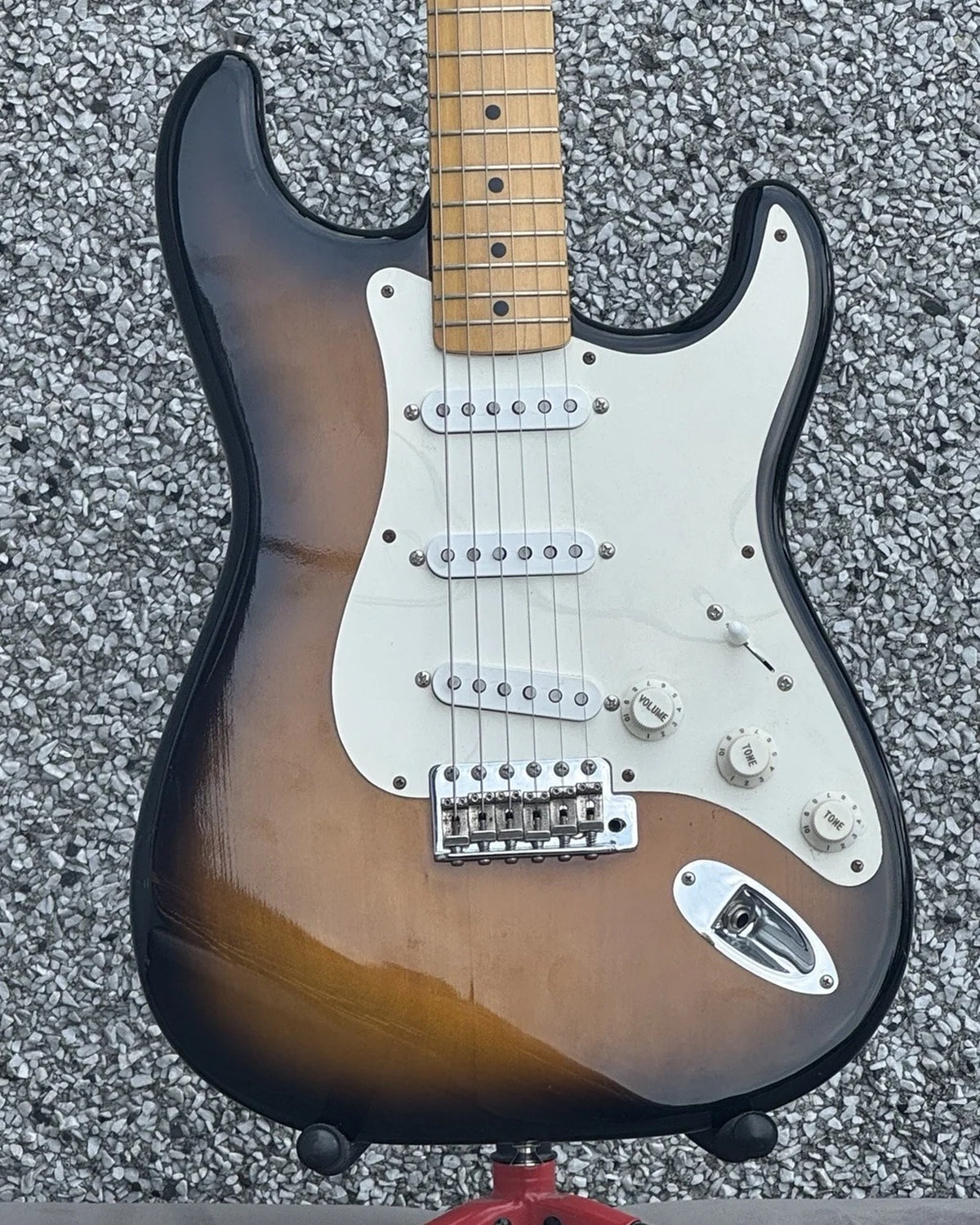 1996 Fender MIJ ST-54 Stratocaster – Sunburst / Maple